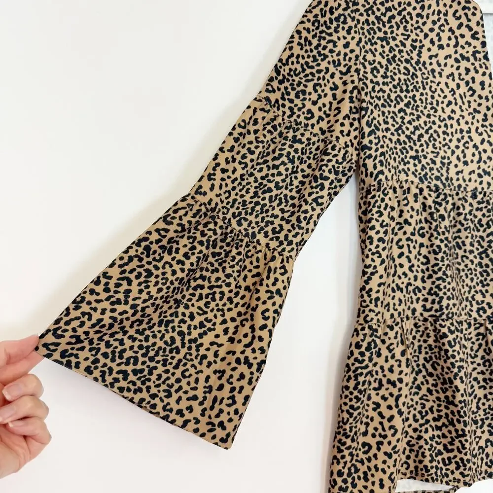 Tuckernuck Edith Leopard Tiered Top V-Neck 3/4 Sleeves Tan & Black Women's Small - Picture 4 of 12